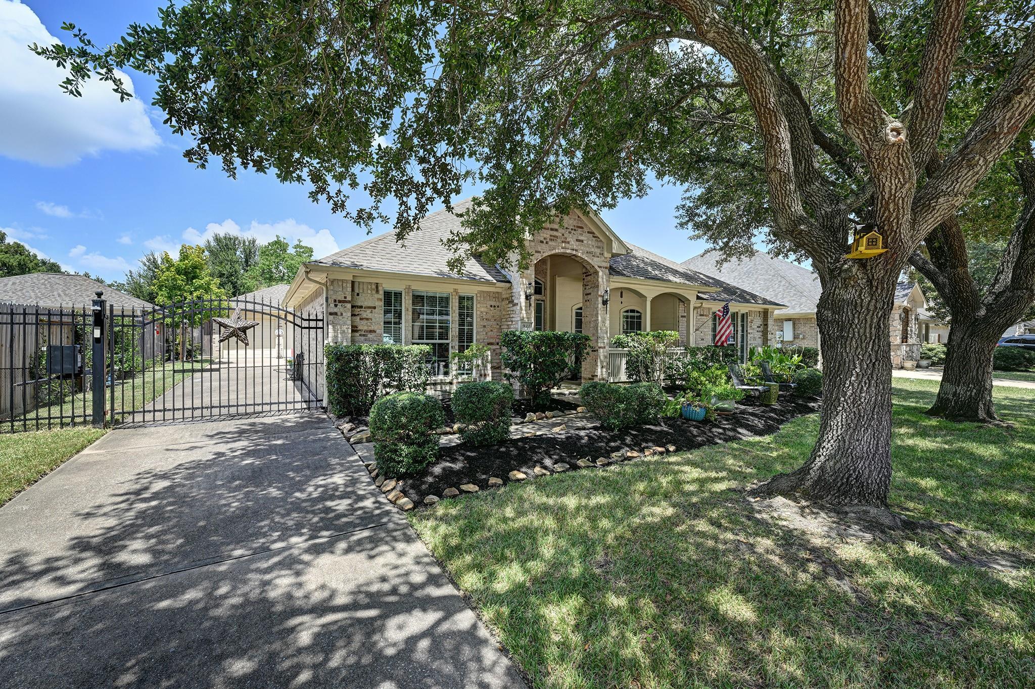 933 Mystic Village Lane