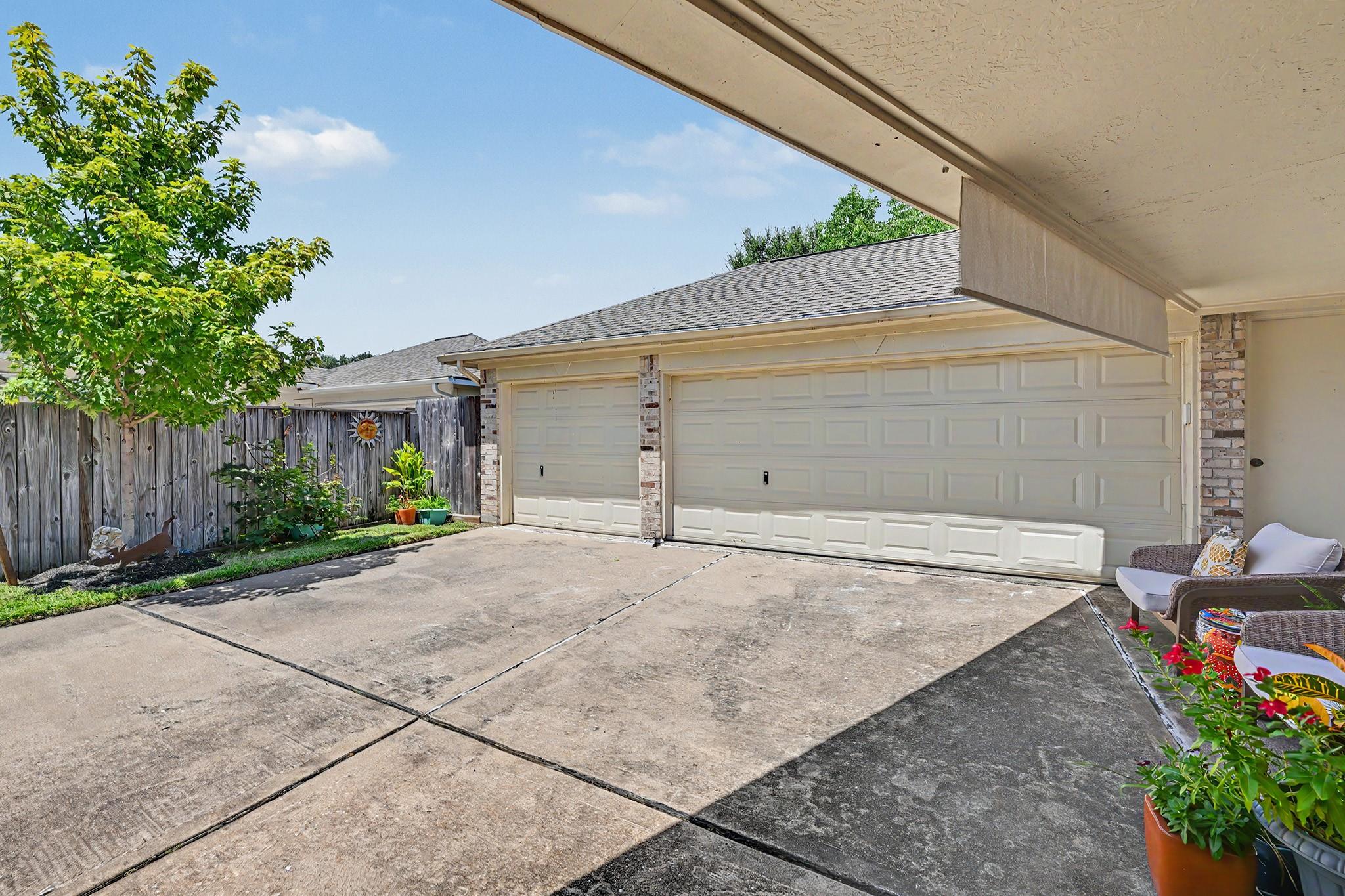 933 Mystic Village Lane