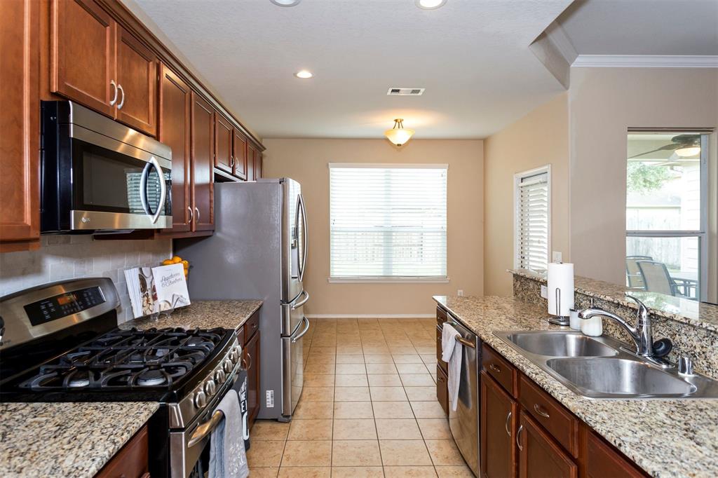 6014 Bridgeside Lane