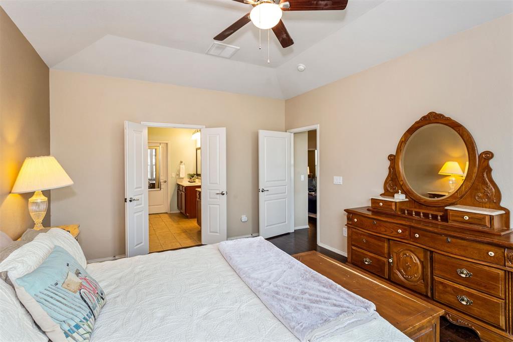 6014 Bridgeside Lane