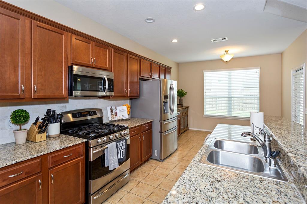 6014 Bridgeside Lane