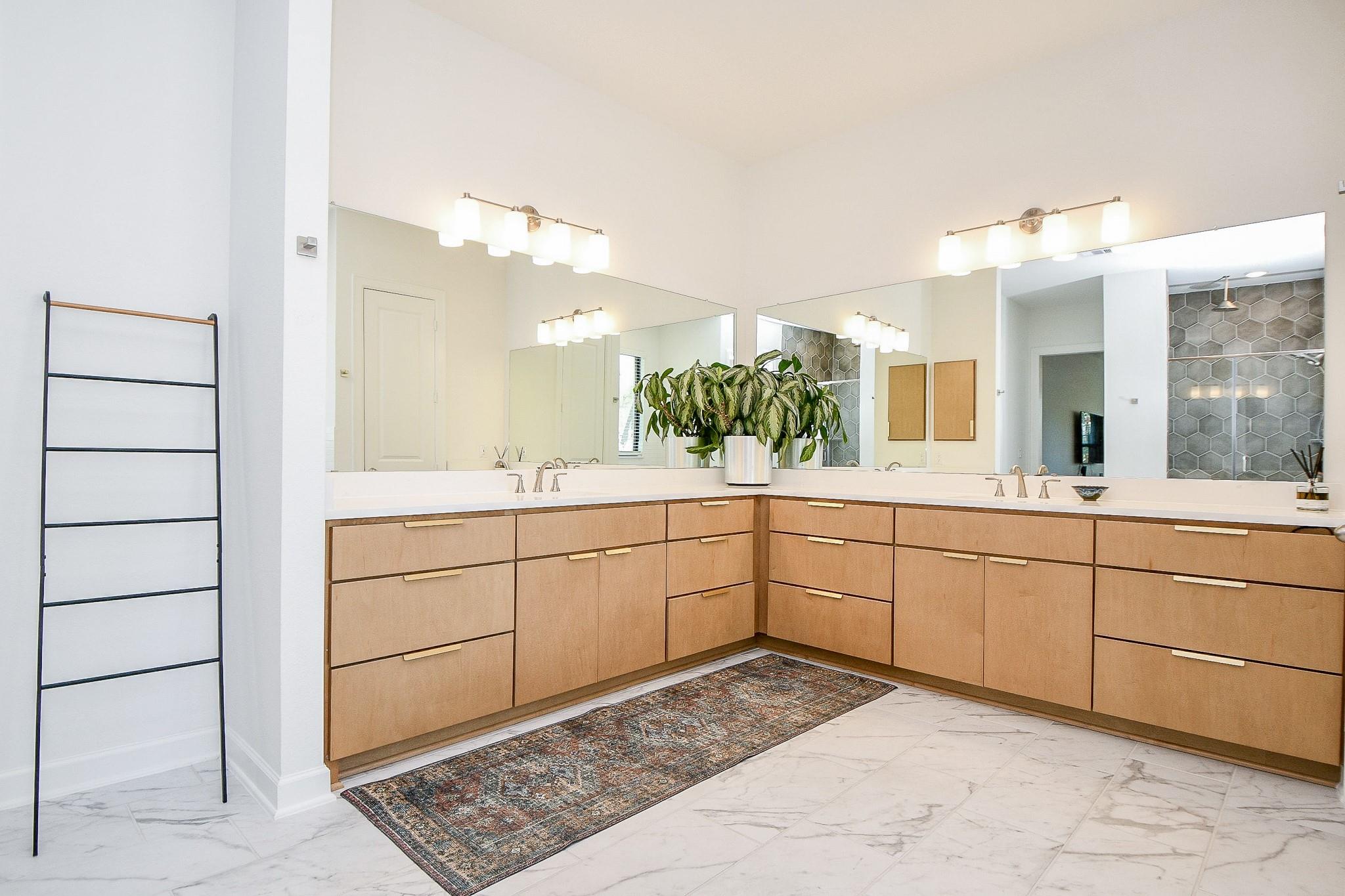 5315 Jason Street