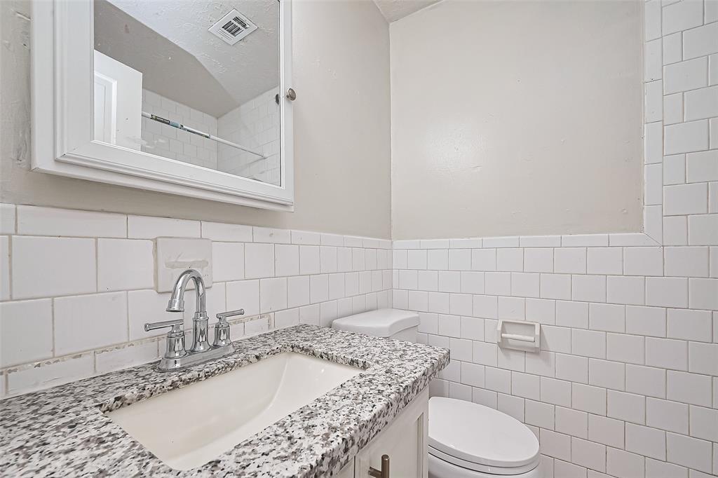 609 1/2 Cortlandt Street # C