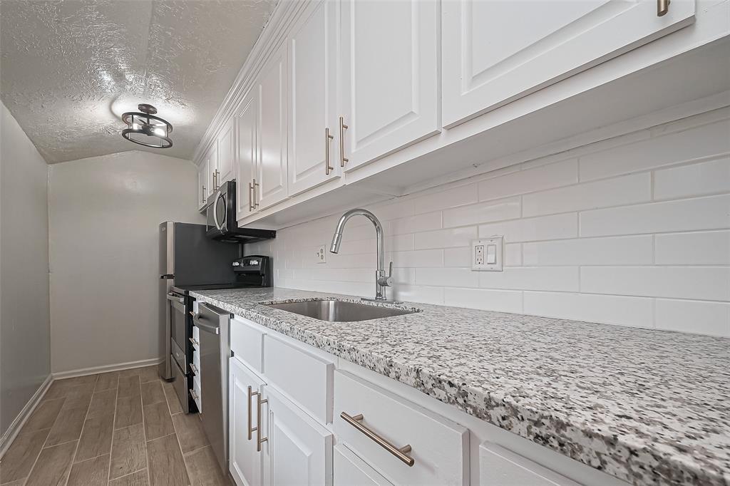609 1/2 Cortlandt Street # C