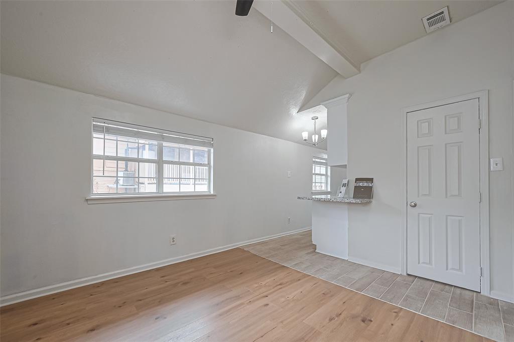 609 1/2 Cortlandt Street # C