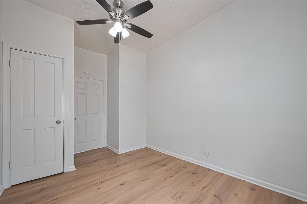 609 1/2 Cortlandt Street # C