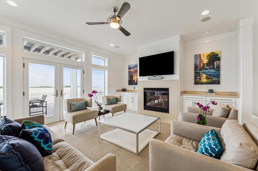 1401 Palmetto
