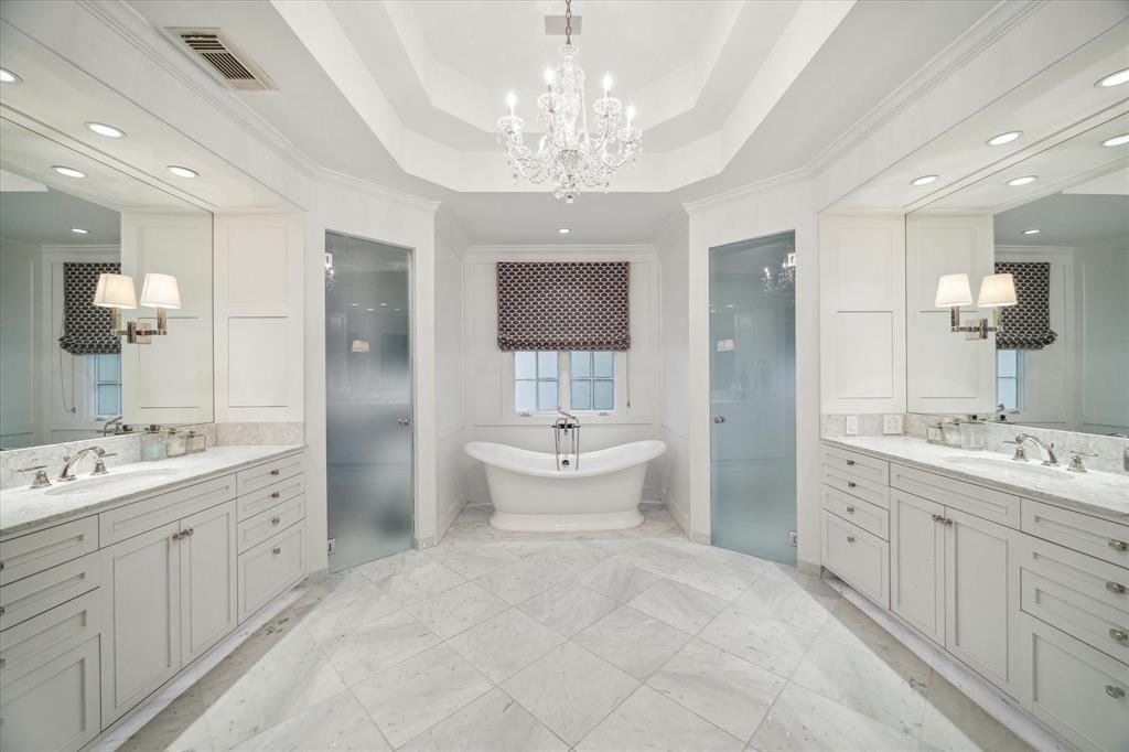 4105 Villanova Street