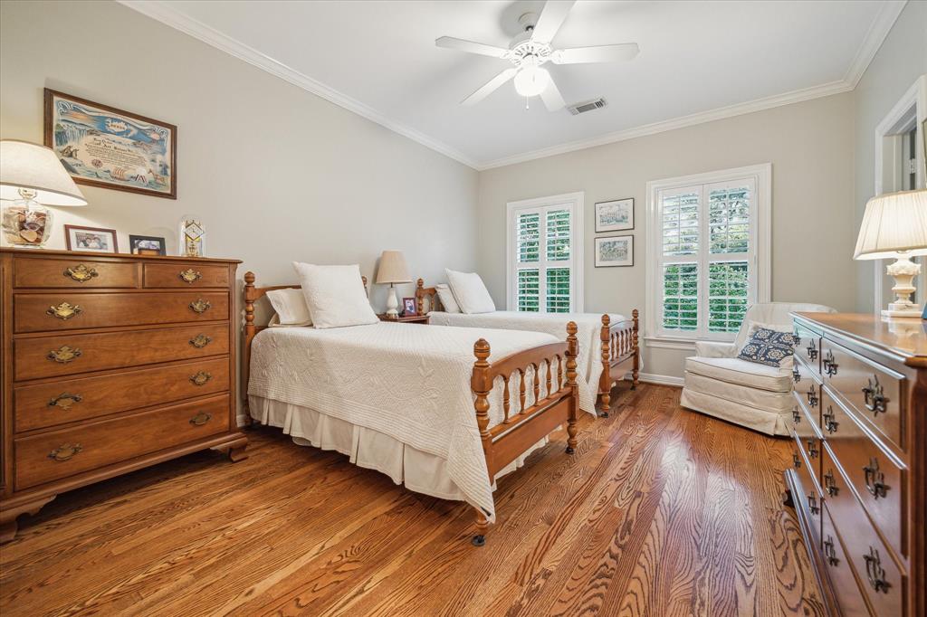 4105 Villanova Street