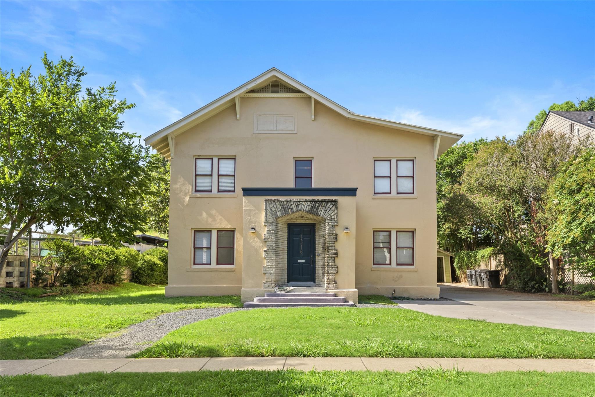 1516 Bonnie Brae Street # 1