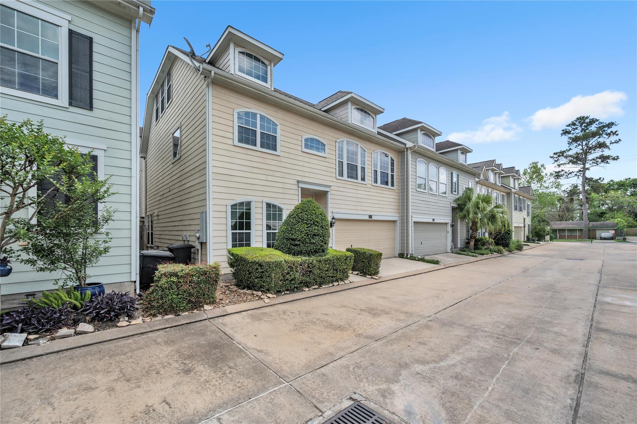 2614 Shady Acres Court