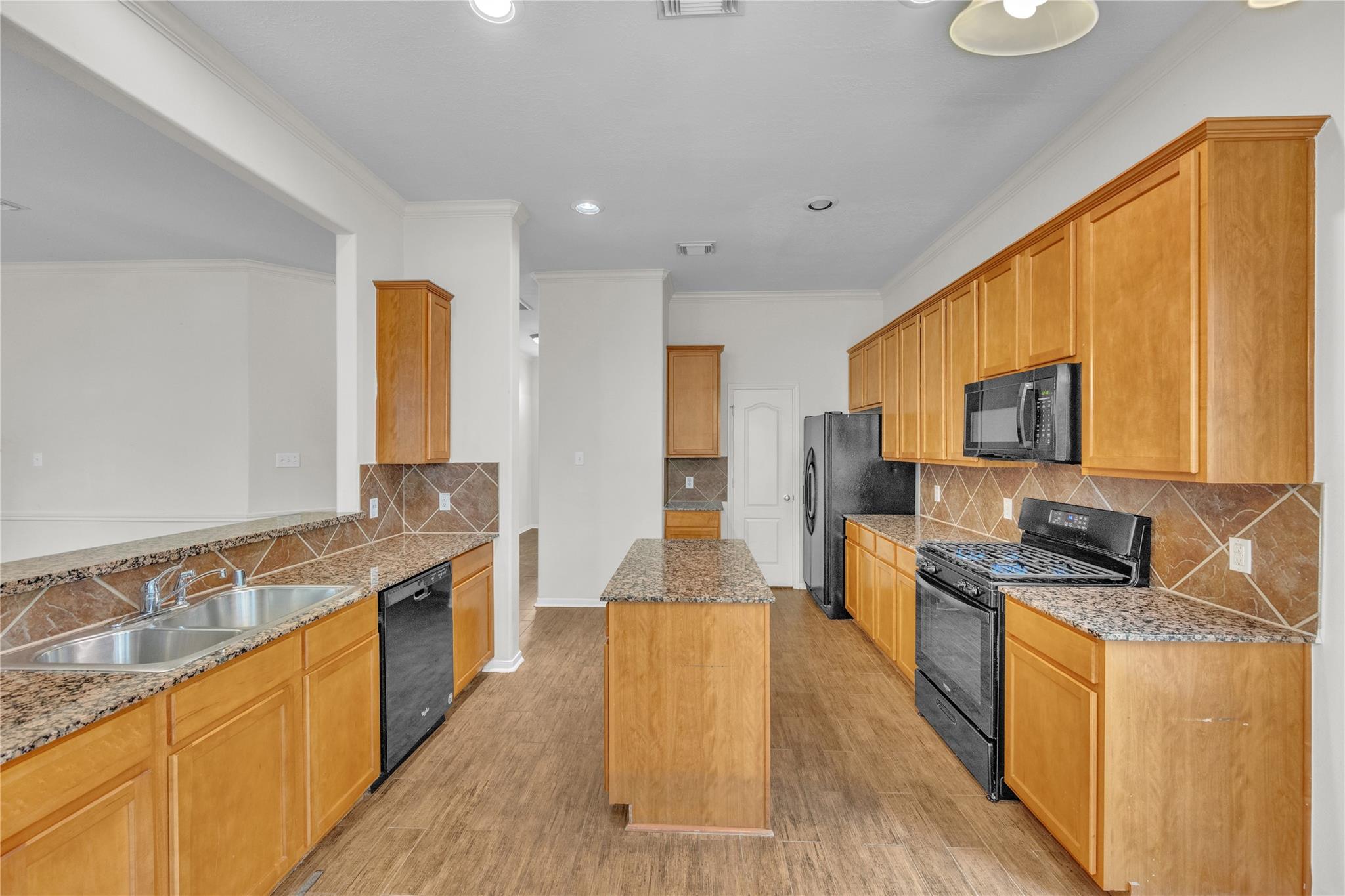 2614 Shady Acres Court