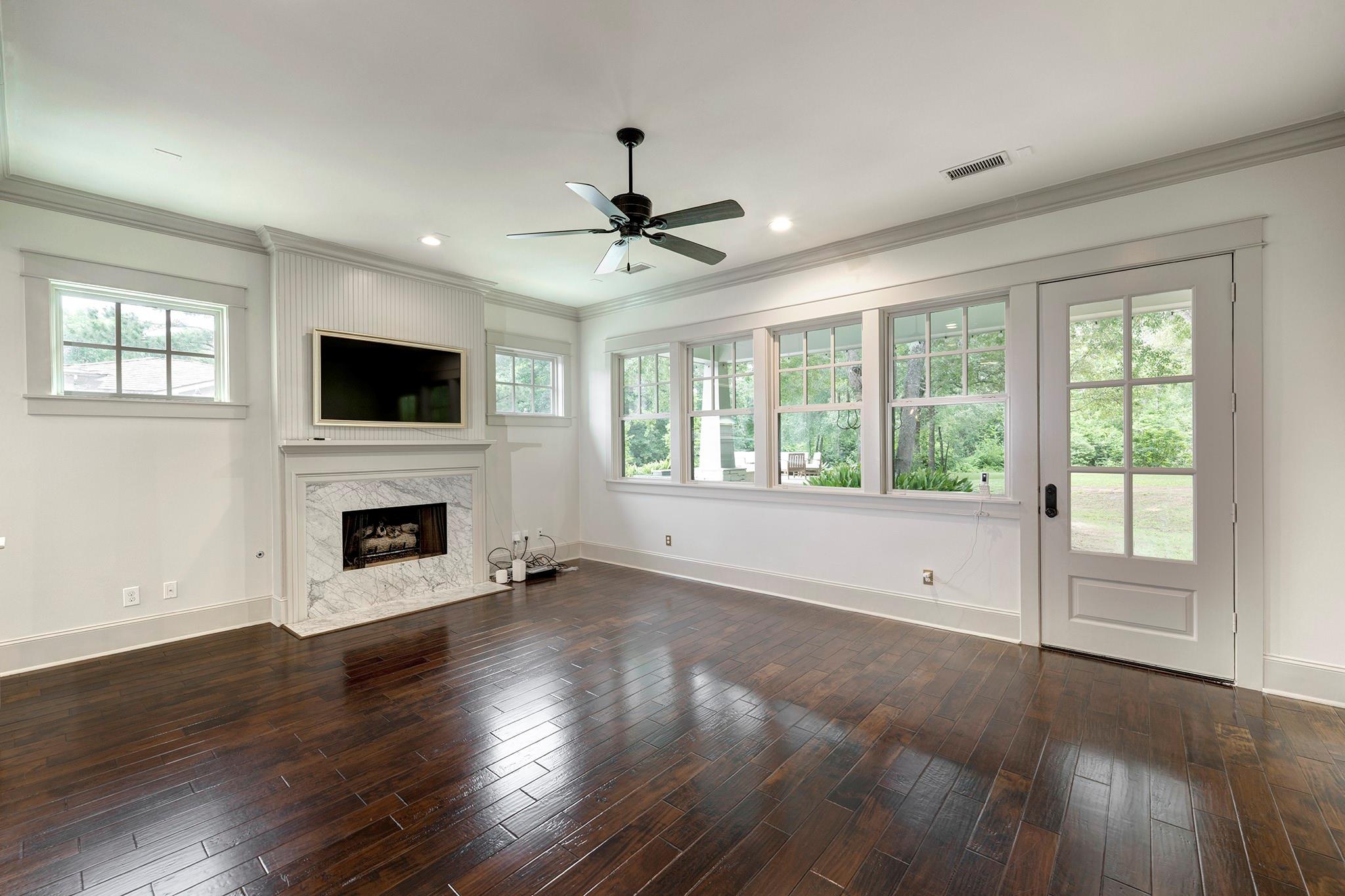 8409 Majestic Lake Court