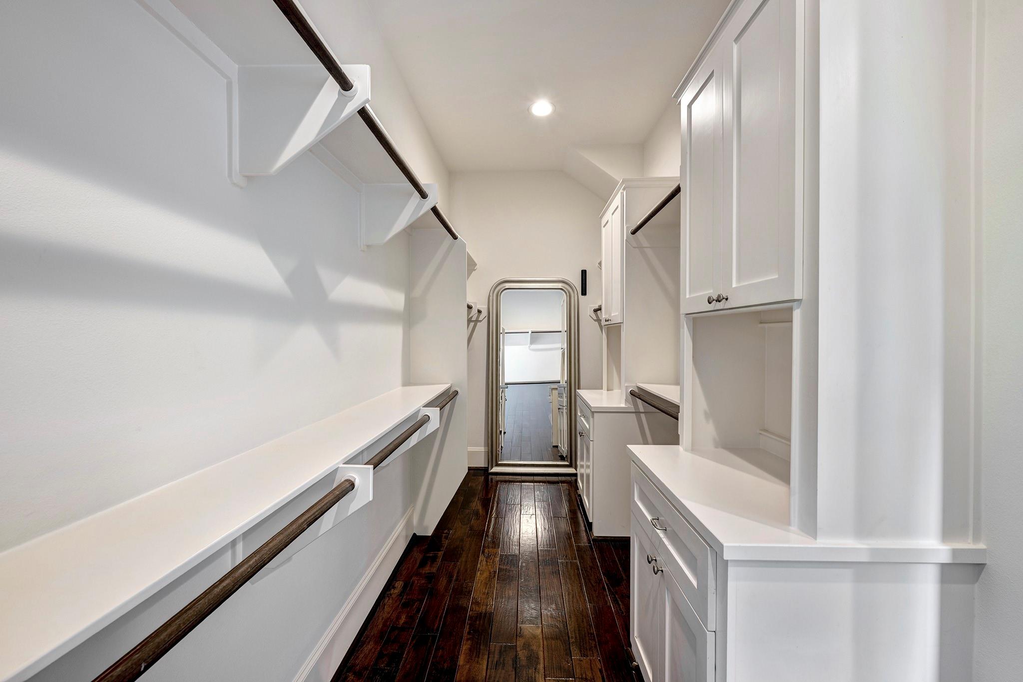 8409 Majestic Lake Court
