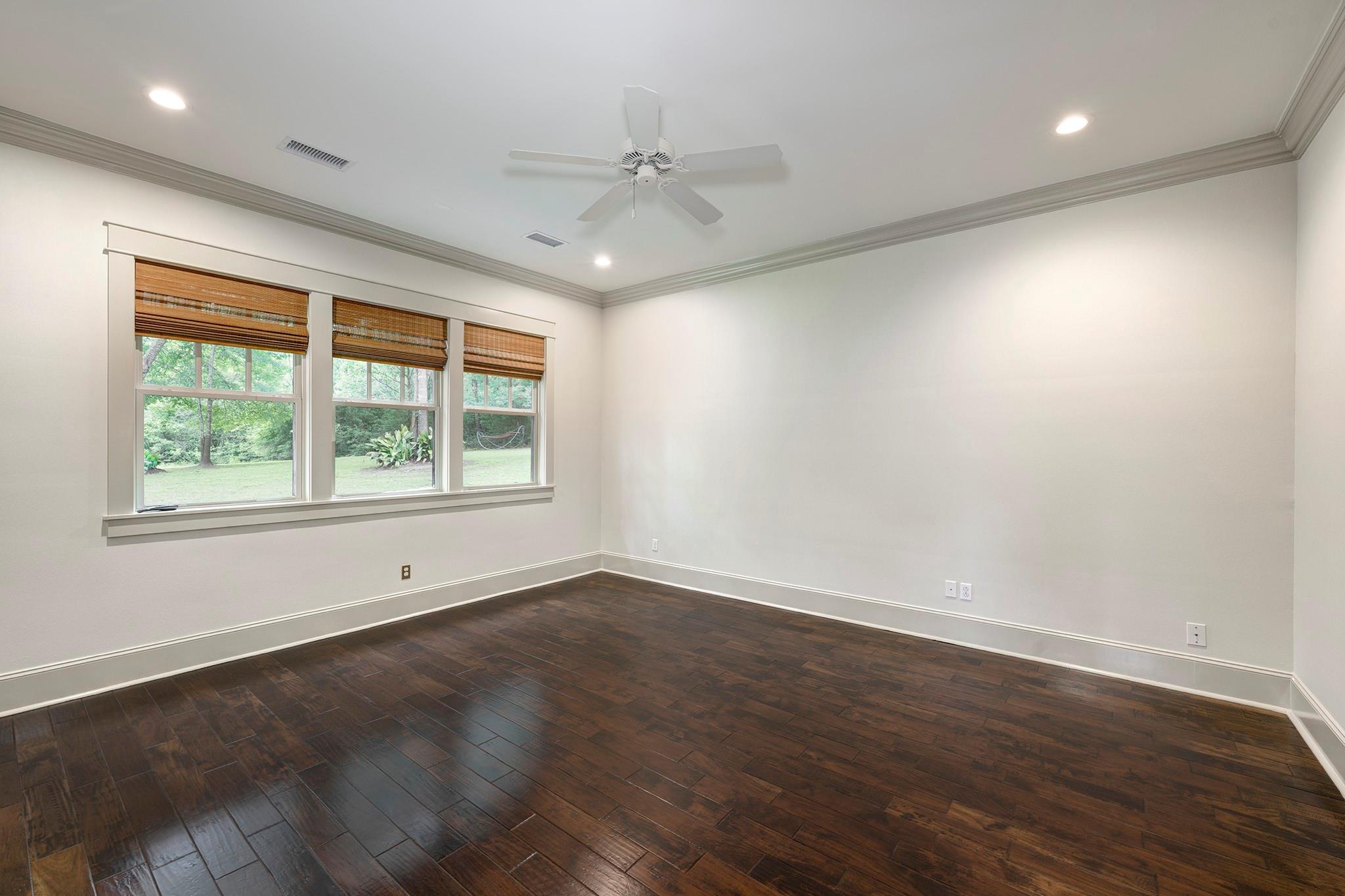 8409 Majestic Lake Court