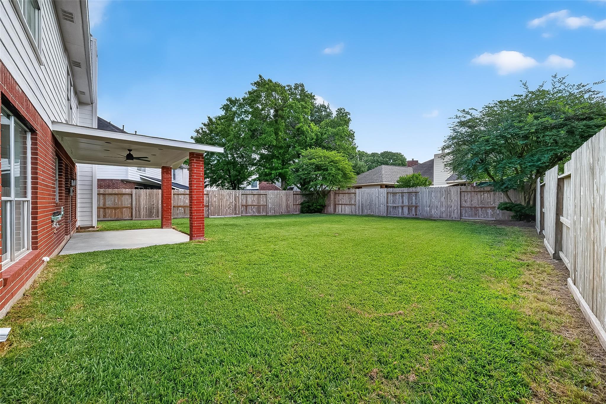 22907 Rainbow Bend Lane