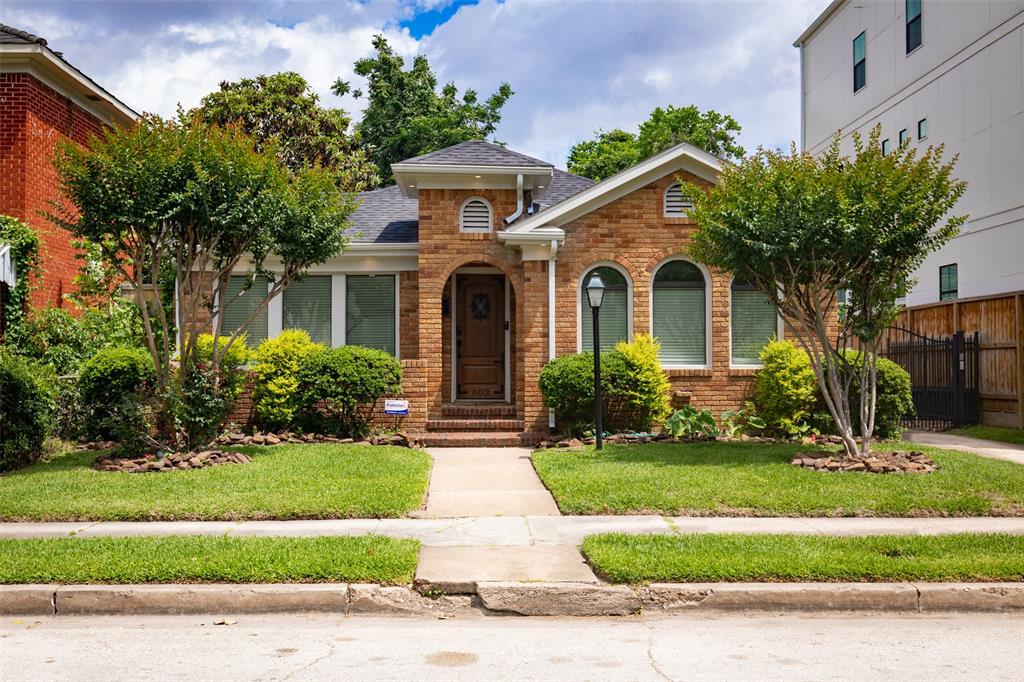 602 W Saulnier Street