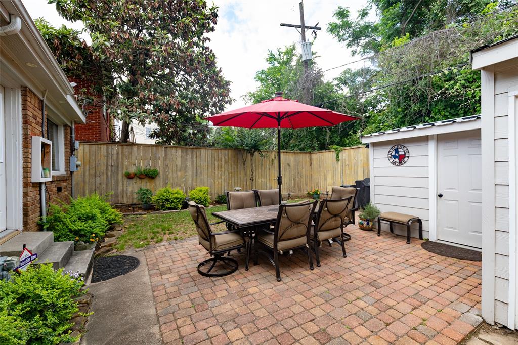 602 W Saulnier Street