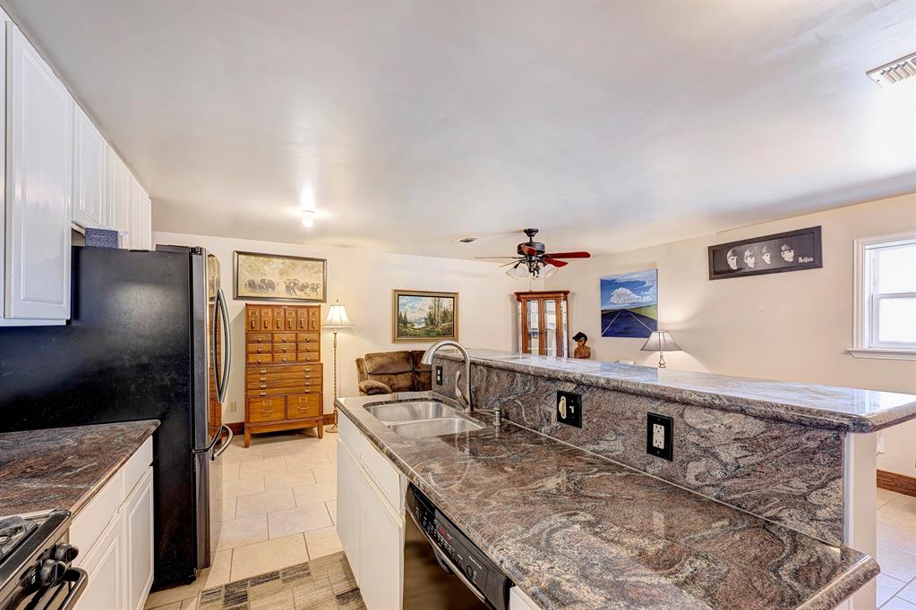 7634 Broadview Drive
