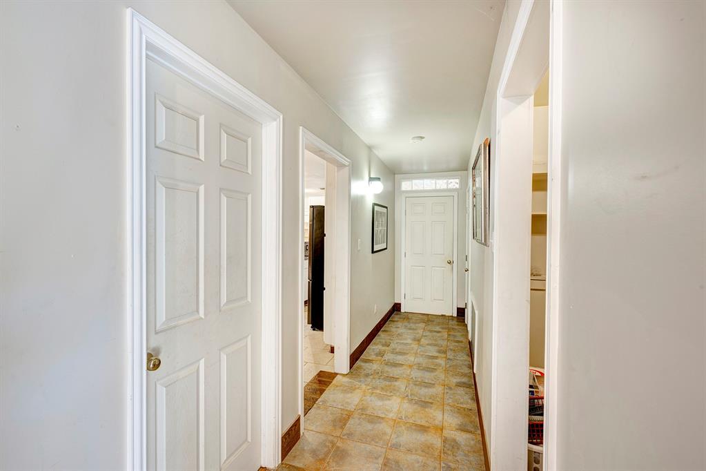 7634 Broadview Drive