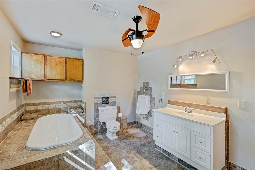 7634 Broadview Drive