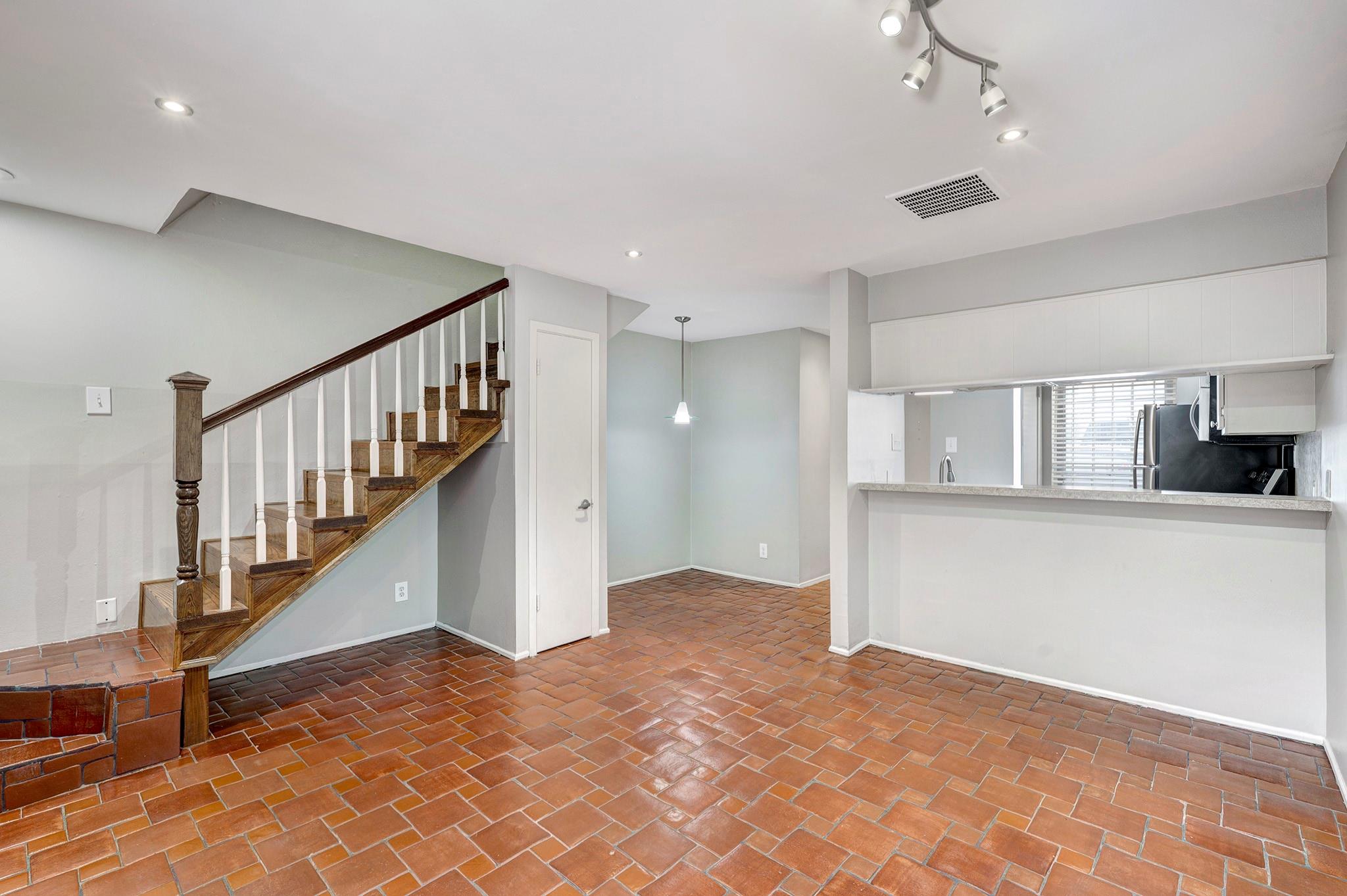 1205 Autrey Street # 15