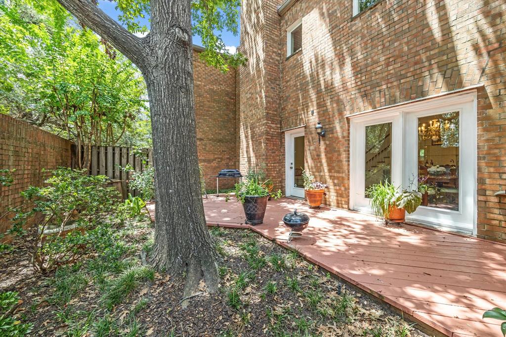 6700 Belmont Street # 7