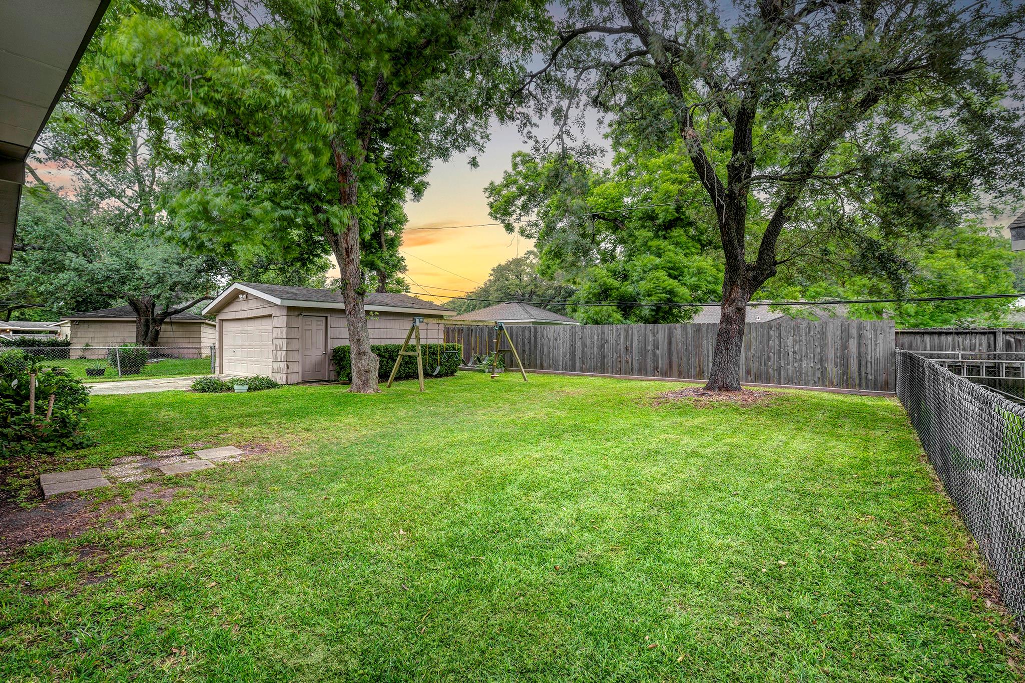 5130 Kingfisher Drive