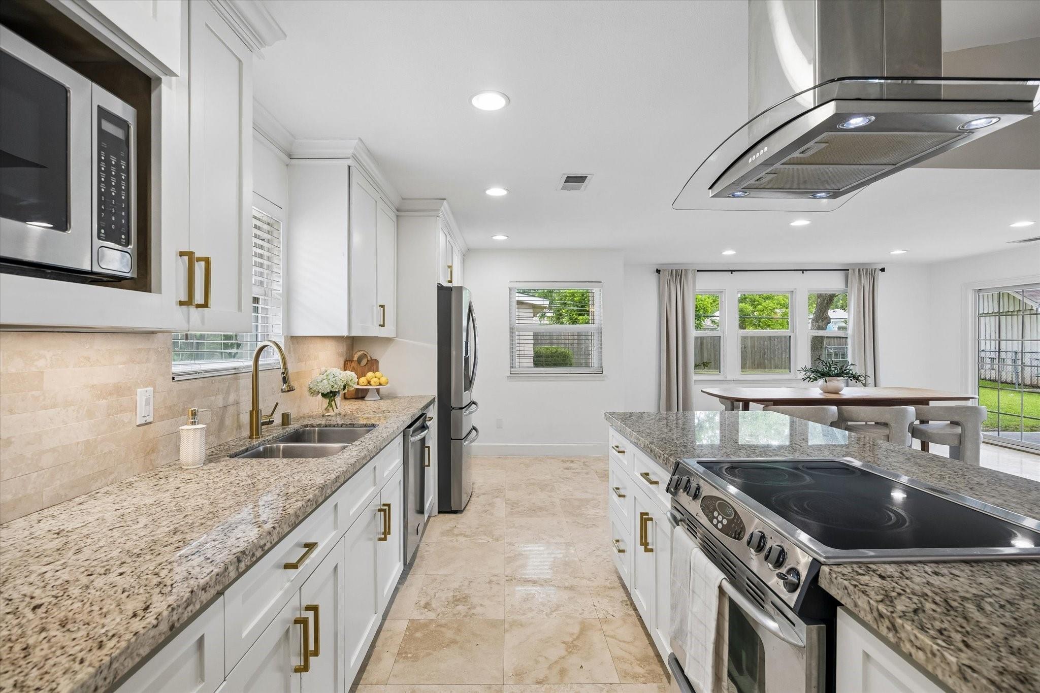 5130 Kingfisher Drive