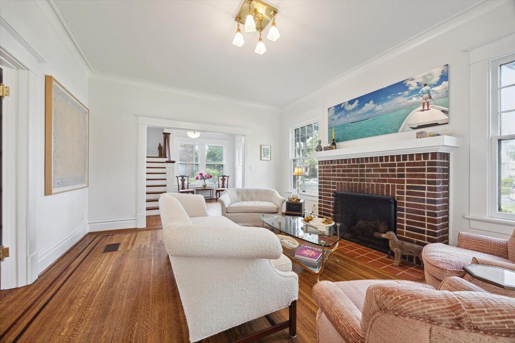 222 Westmoreland Street