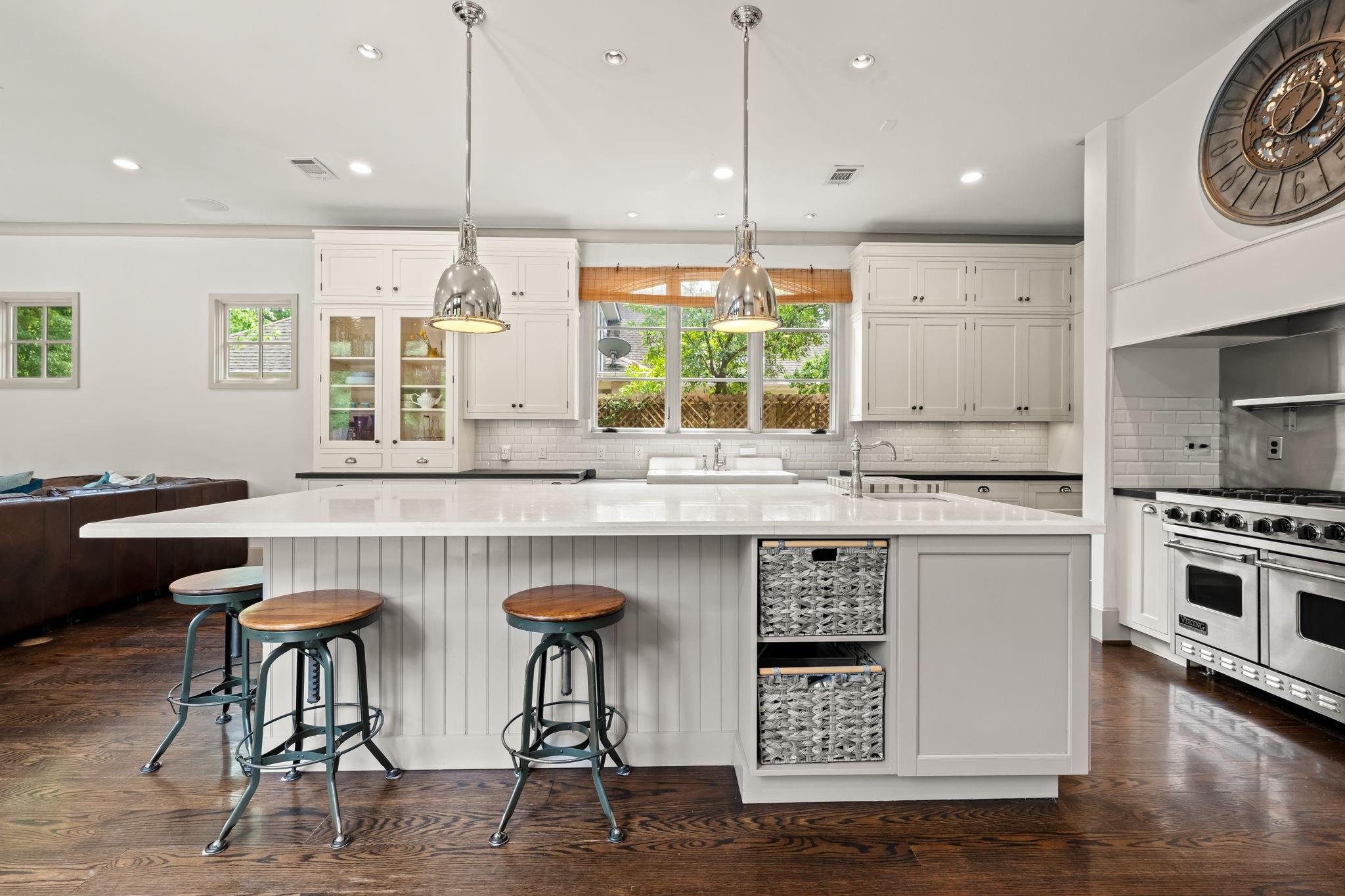 1116 Danbury Road