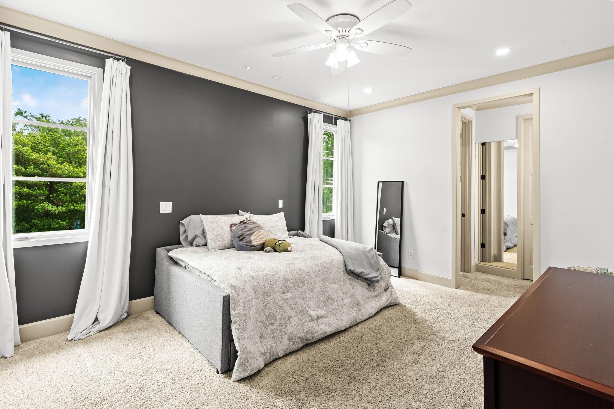 1116 Danbury Road