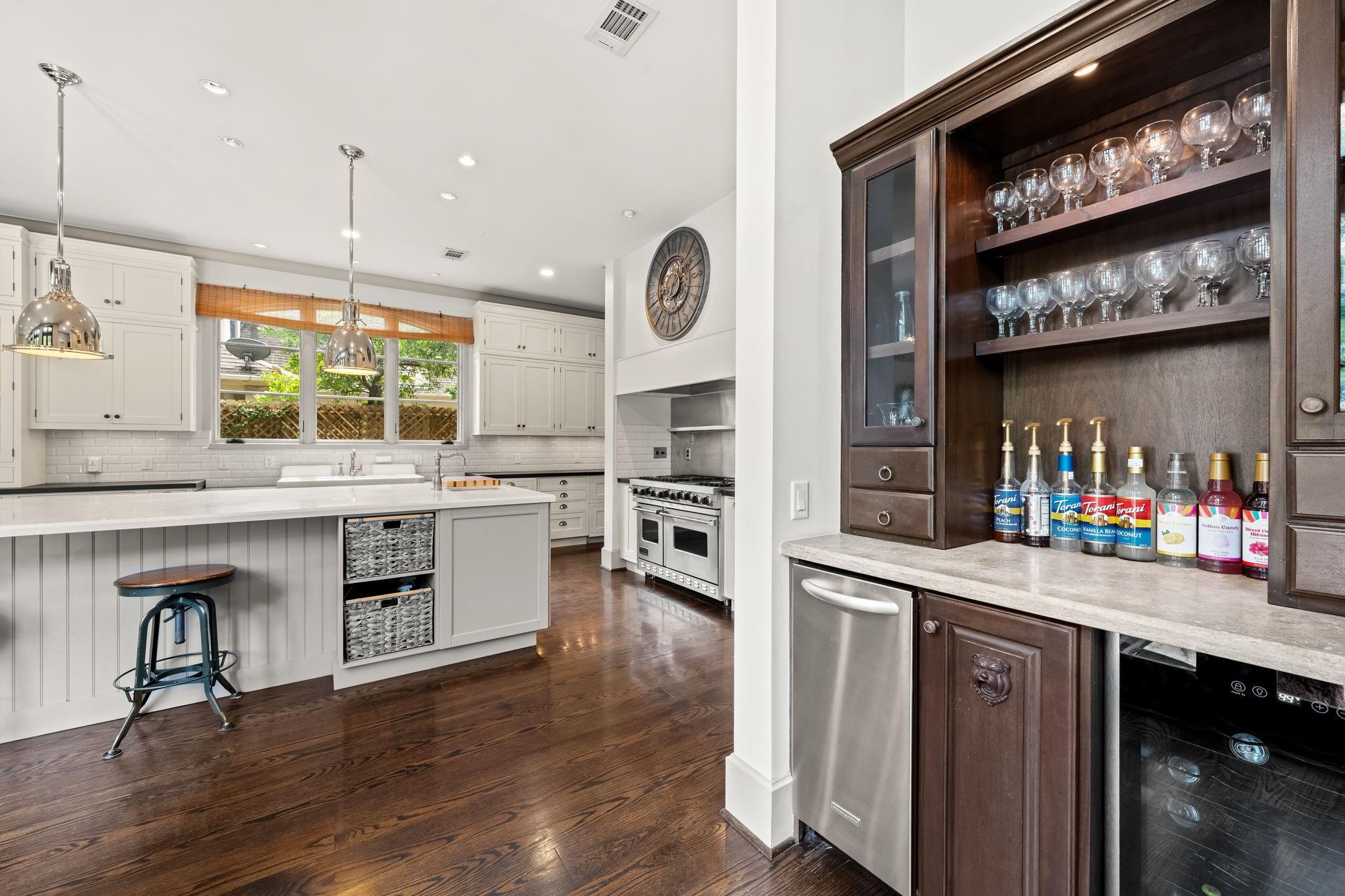 1116 Danbury Road