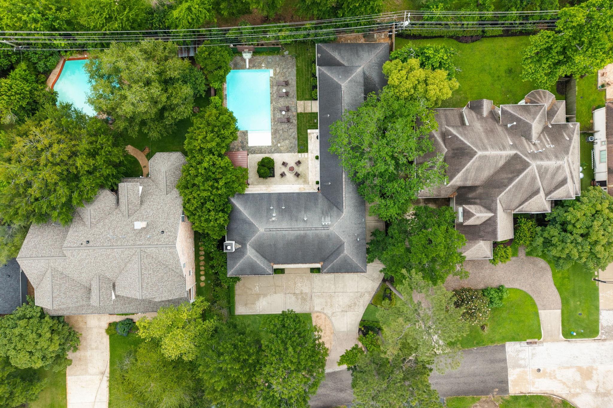 1116 Danbury Road