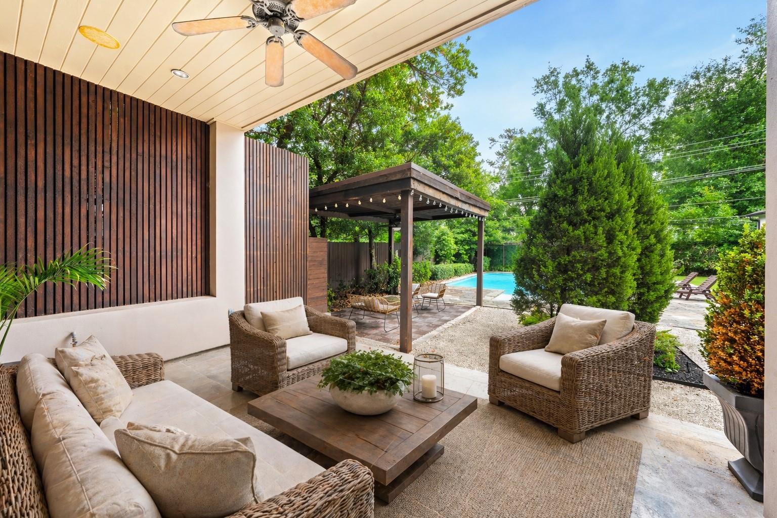 1116 Danbury Road
