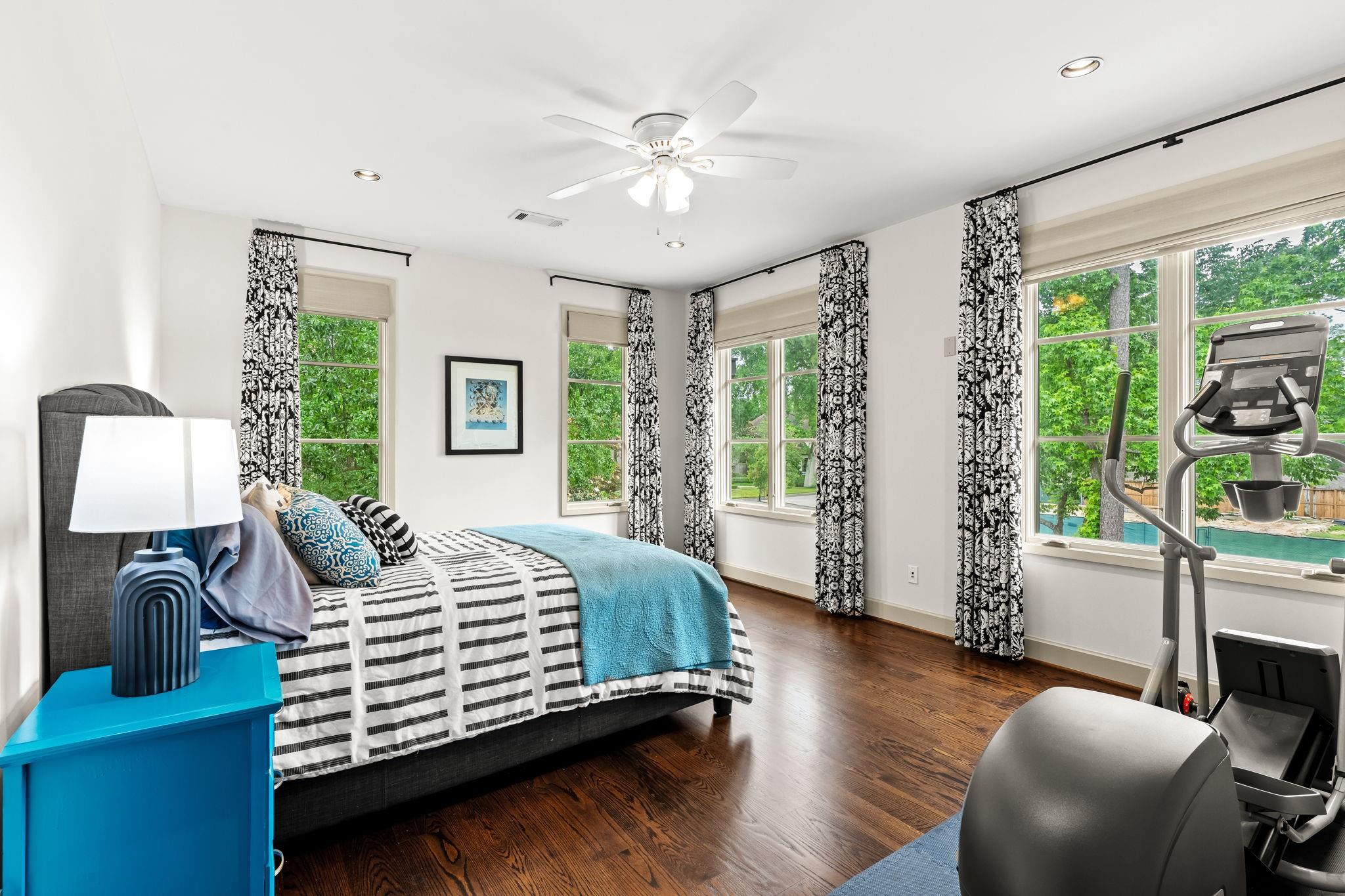 1116 Danbury Road
