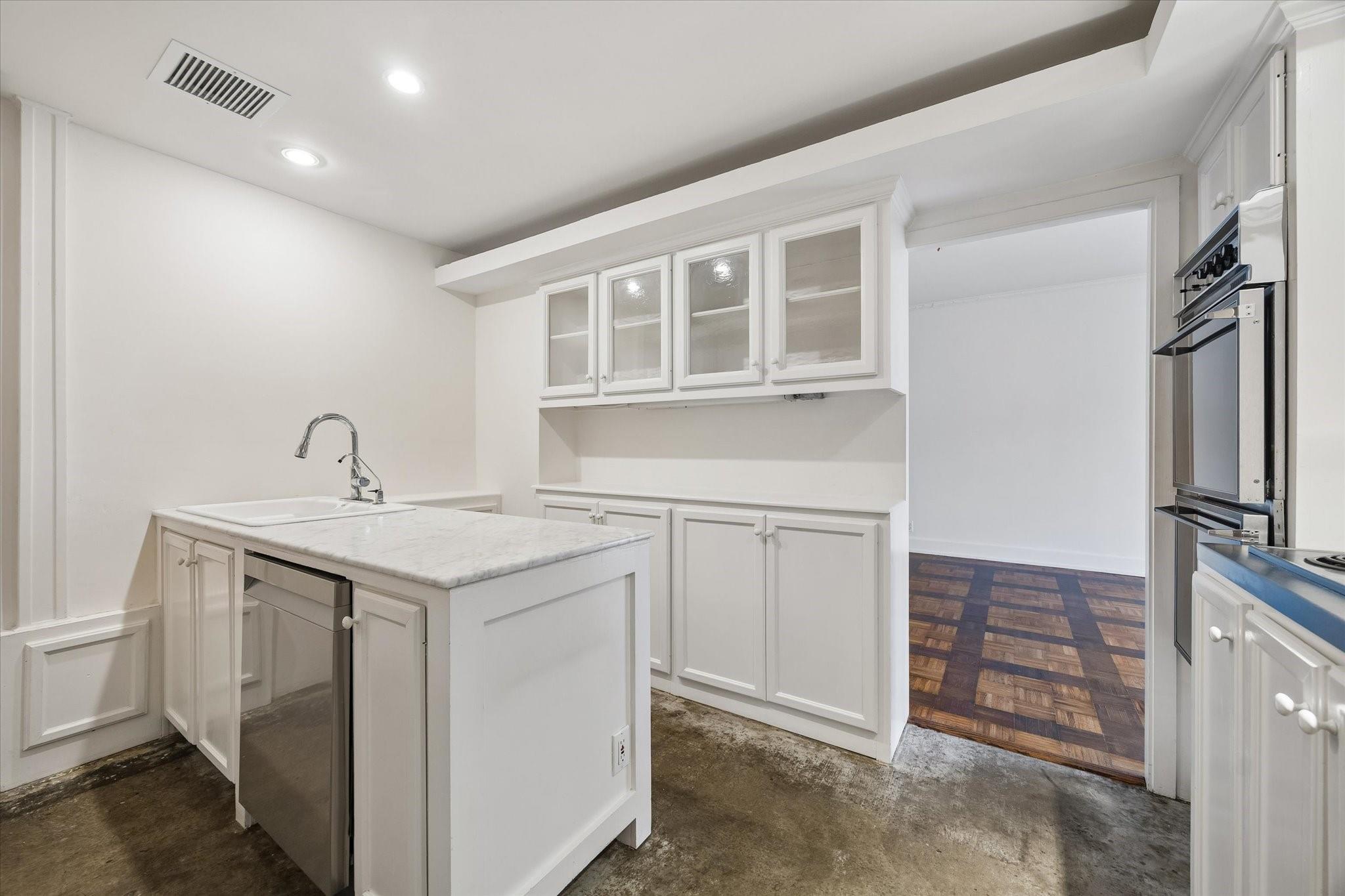 2701 Westheimer Road # 2B