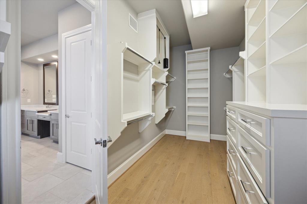 1318 Hunters Meadow Lane