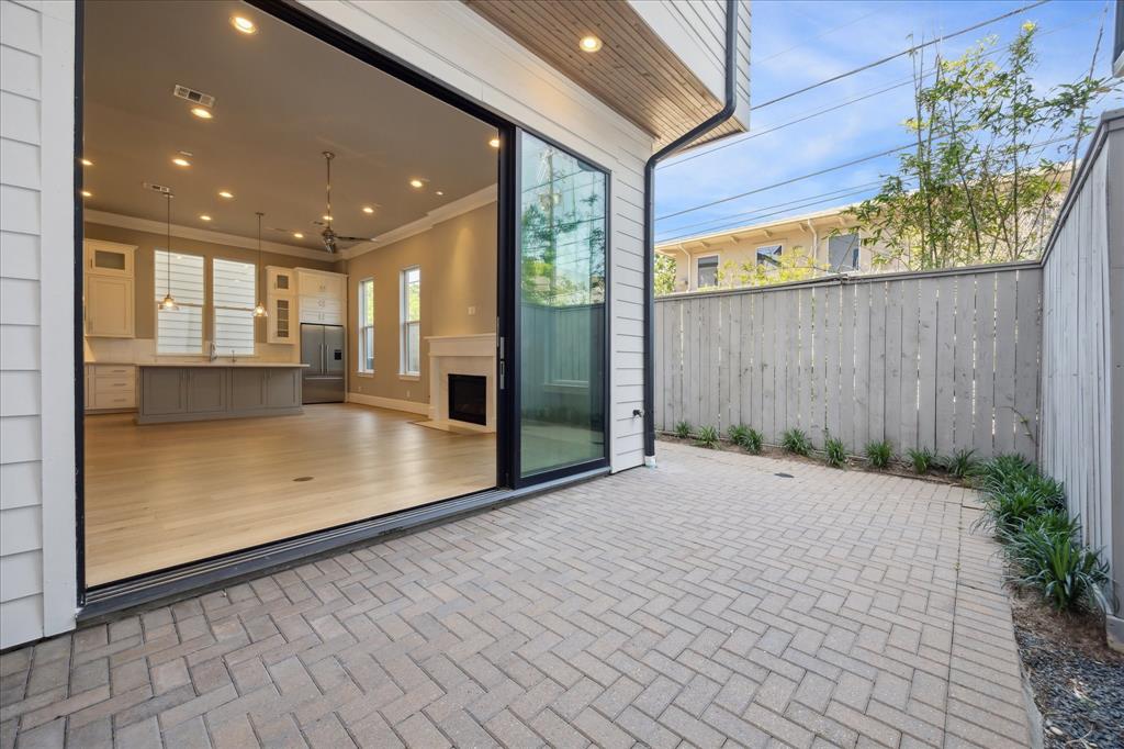 1318 Hunters Meadow Lane