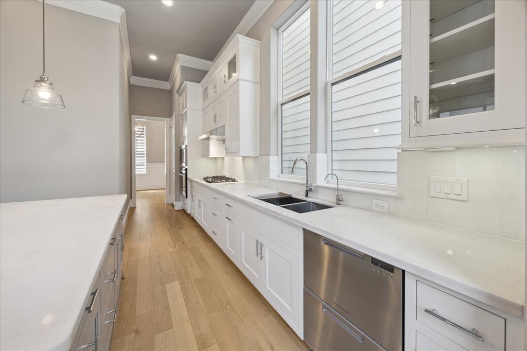1318 Hunters Meadow Lane
