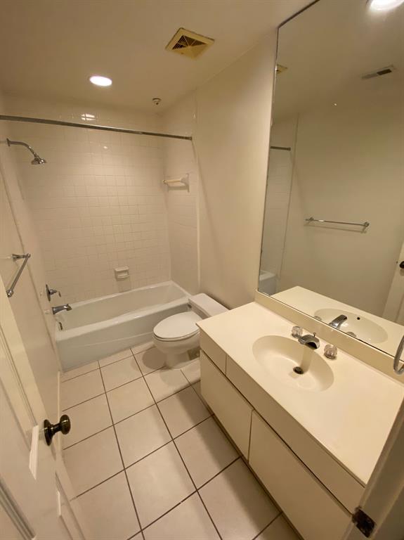 623 Hawthorne Street # 4