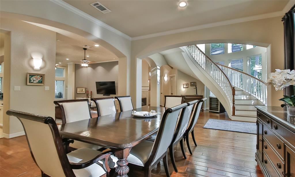 37702 Pinwood Court