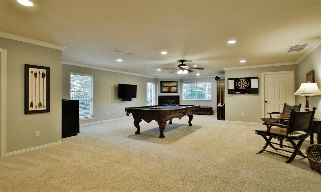 37702 Pinwood Court