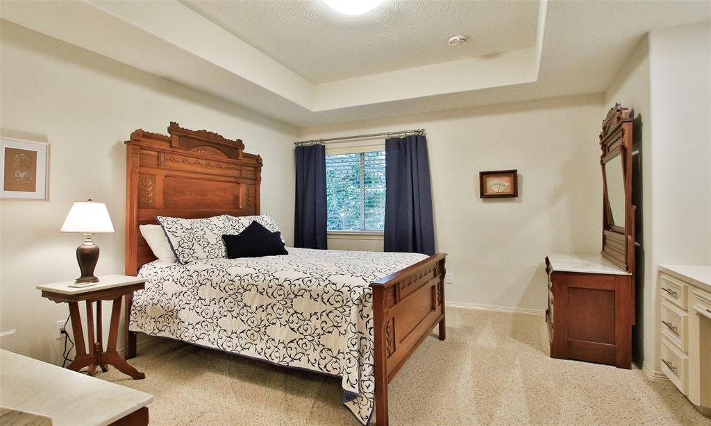 37702 Pinwood Court