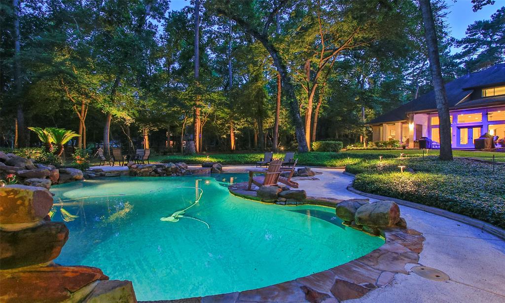 37702 Pinwood Court