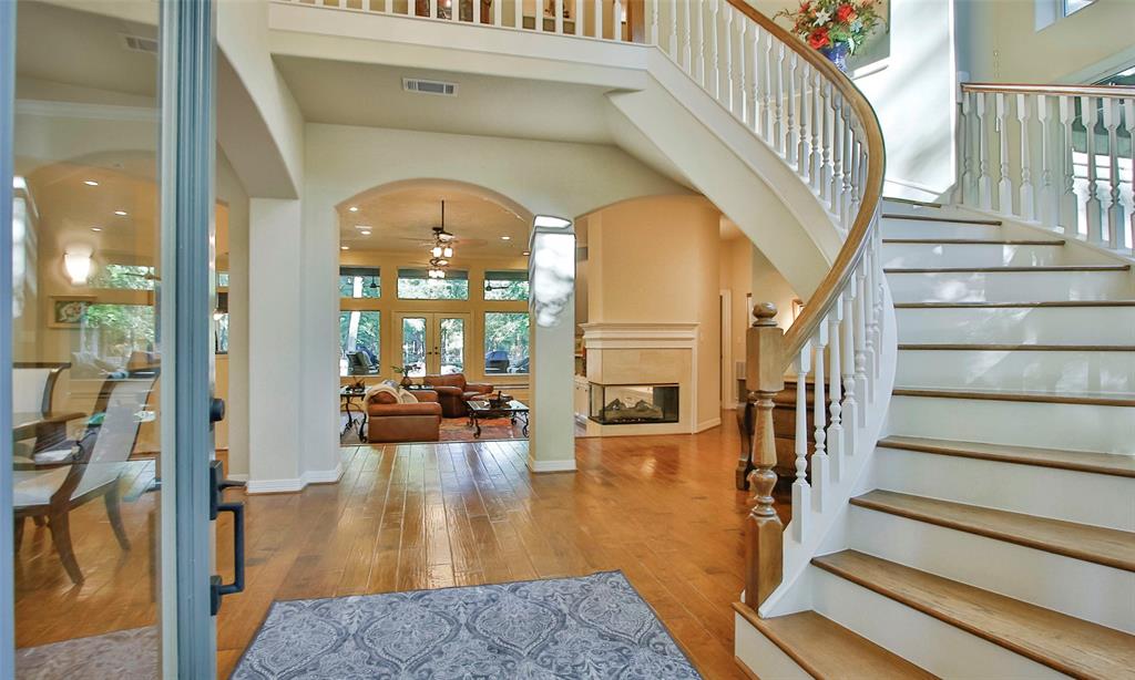 37702 Pinwood Court