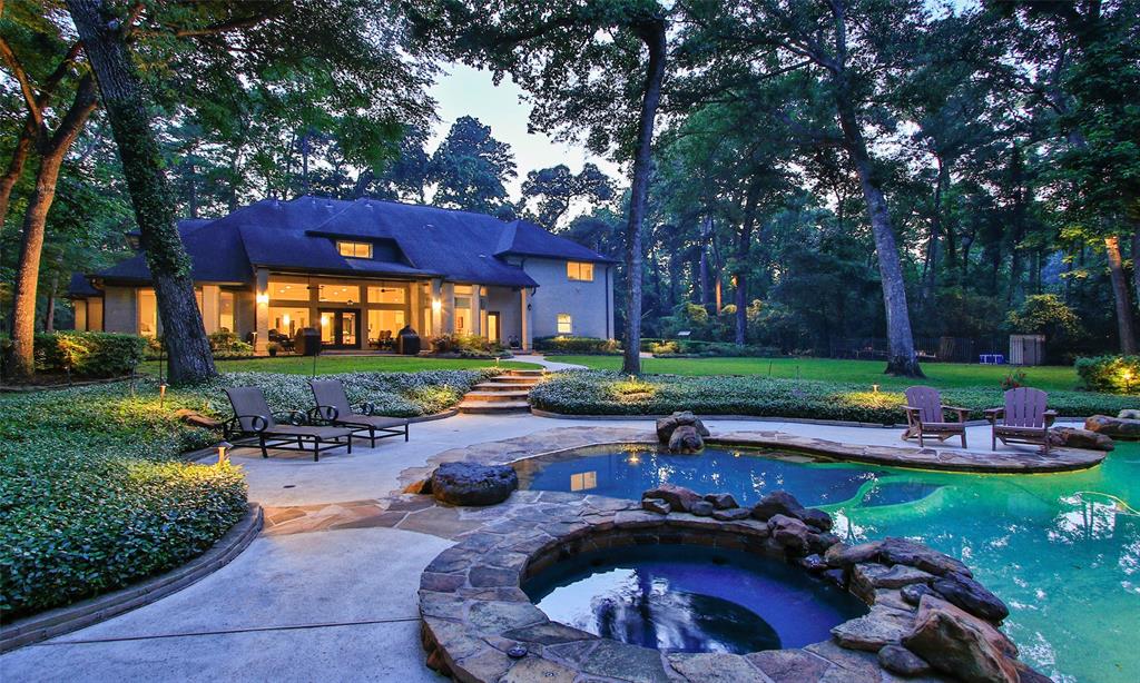 37702 Pinwood Court