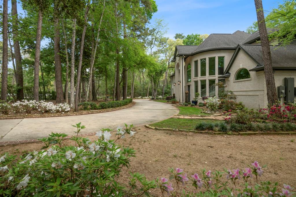 37702 Pinwood Court