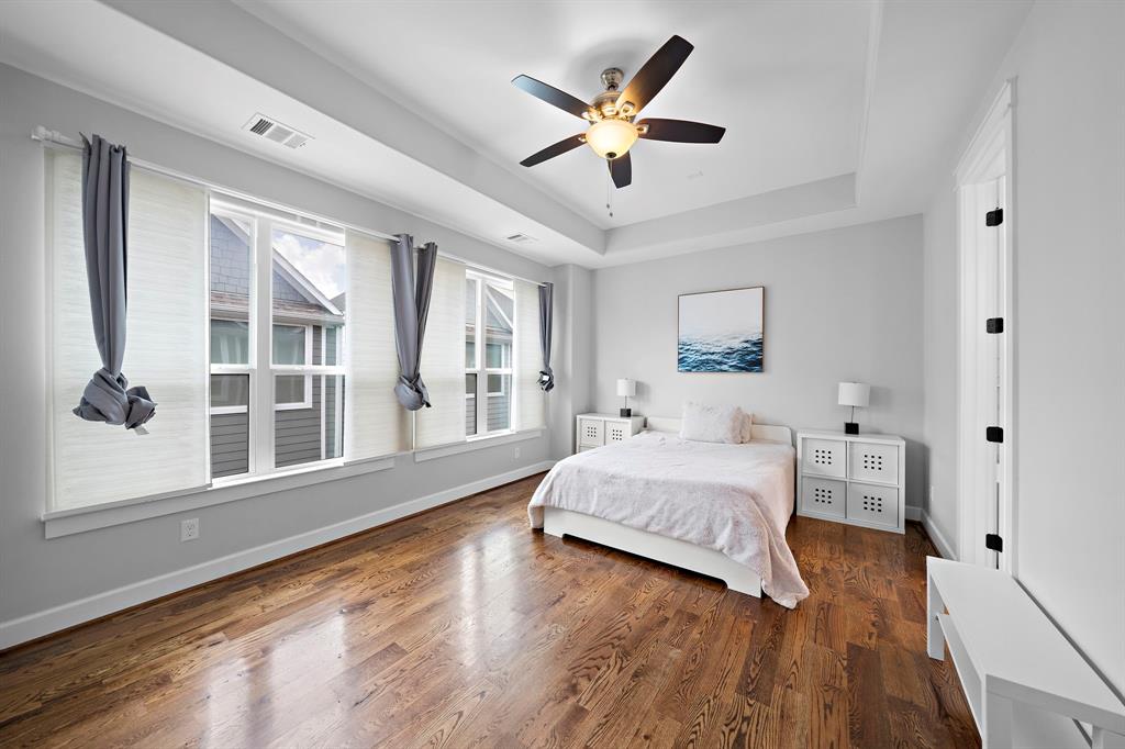 312 W 28th Street Unit: E