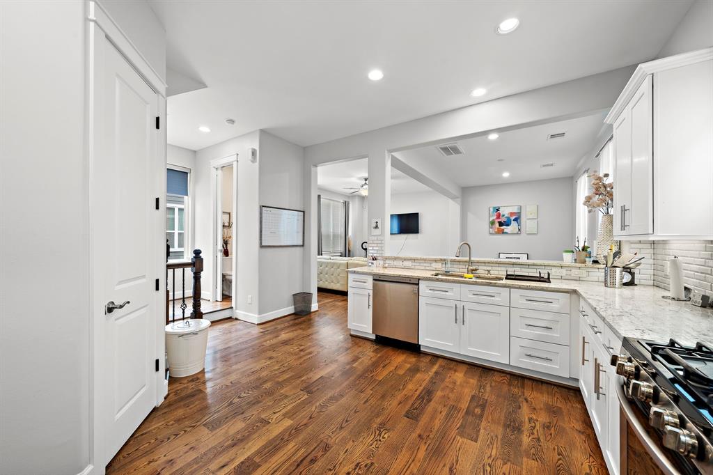 312 W 28th Street Unit: E